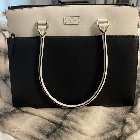 Kate Spade purse. - Picture 1 of 4